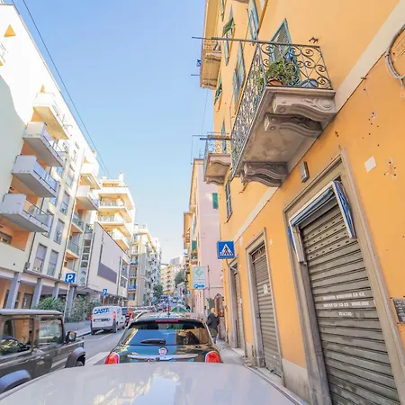 Apartment Genova,400m Dal San Martino *