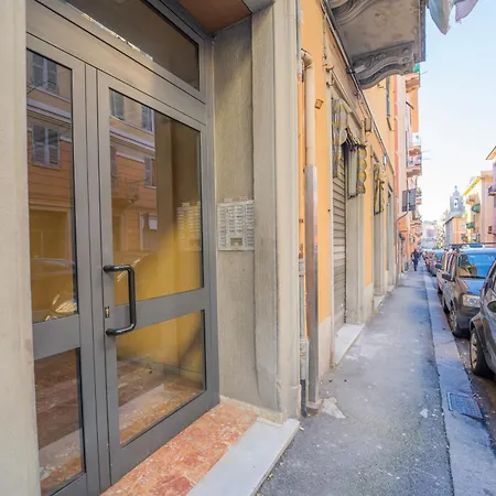 Genova,400m Dal San Martino Apartamento *