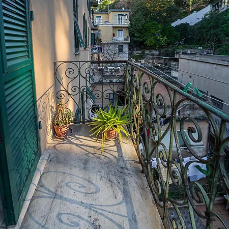 Genova,400m Dal San Martino * Génova