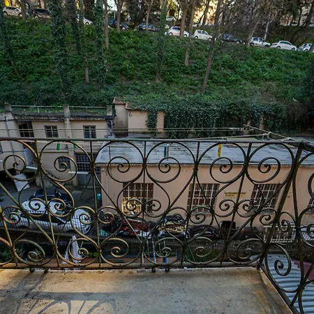 Genova,400m Dal San Martino Apartamento Génova