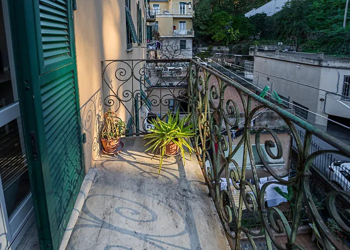 Genova,400m Dal San Martino * 제노바